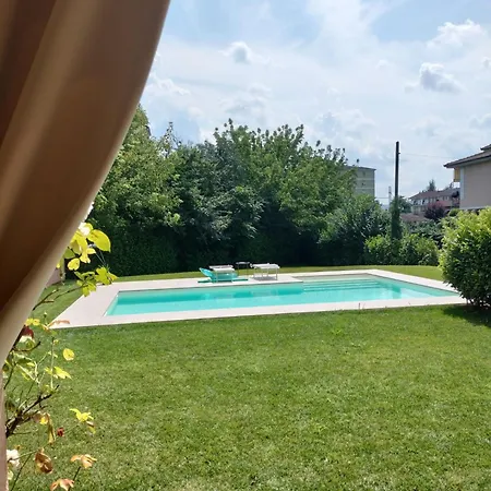 Casa Di Sissy Con Piscina Privata - Zona Igea ゲストハウス