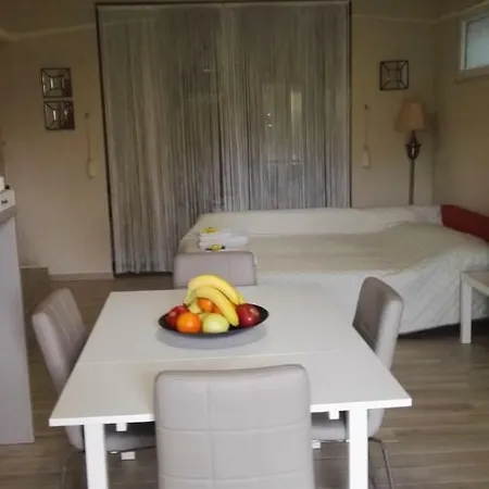 Casa Di Sissy Con Piscina Privata - Zona Igea