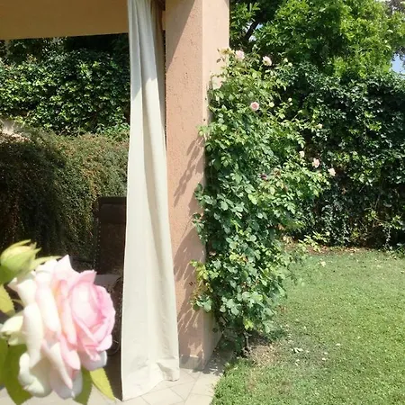 Casa Di Sissy Con Piscina Privata - Zona Igea 4*